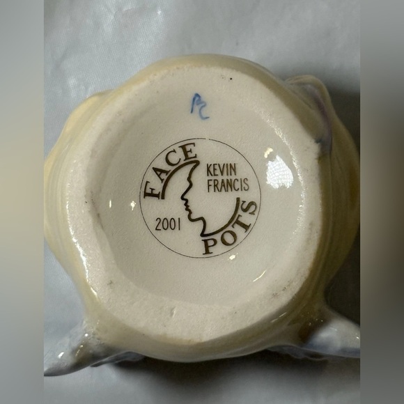 Vintage Kevin Francis Face Pot 2001 Signed Cupid Black Hair Valentines 2.5" - Picture 6 of 7